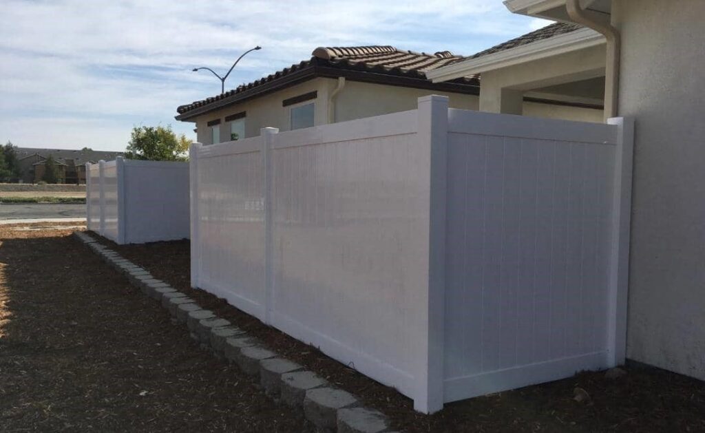 Vinyl Fence in Sacramento California