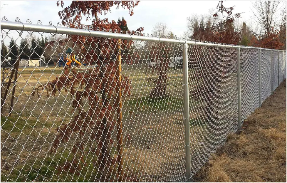 Top Reasons Homeowners in Northern California Choose Chain-Link Fencing: Durability, Safety & Zone 0 Compliance