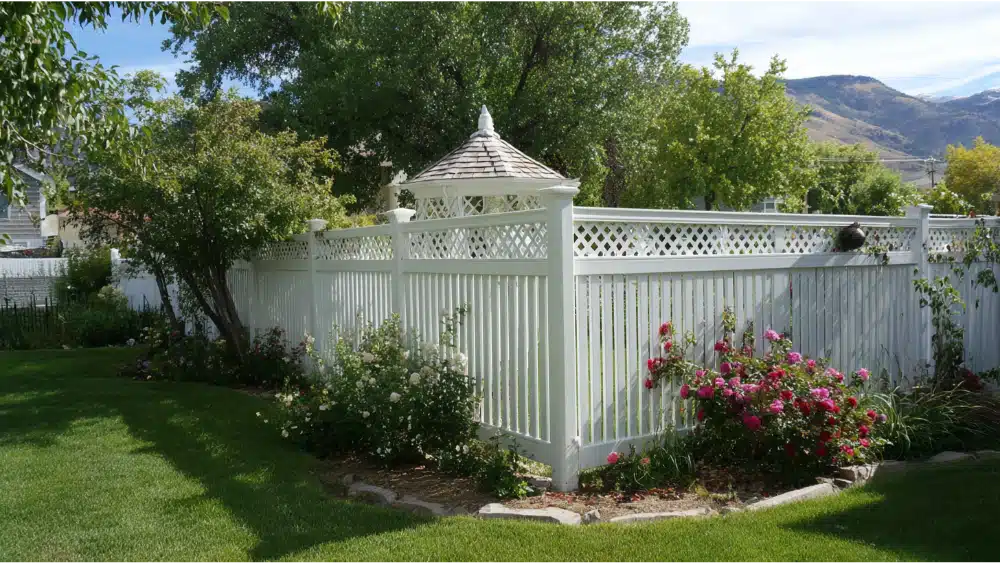 fence on corner lots