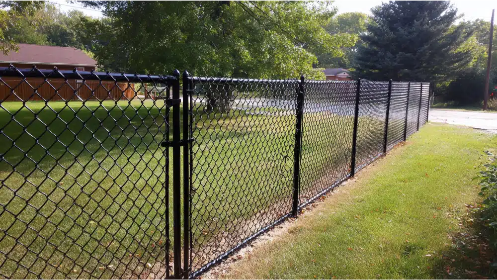 vinyl coated chain fence
