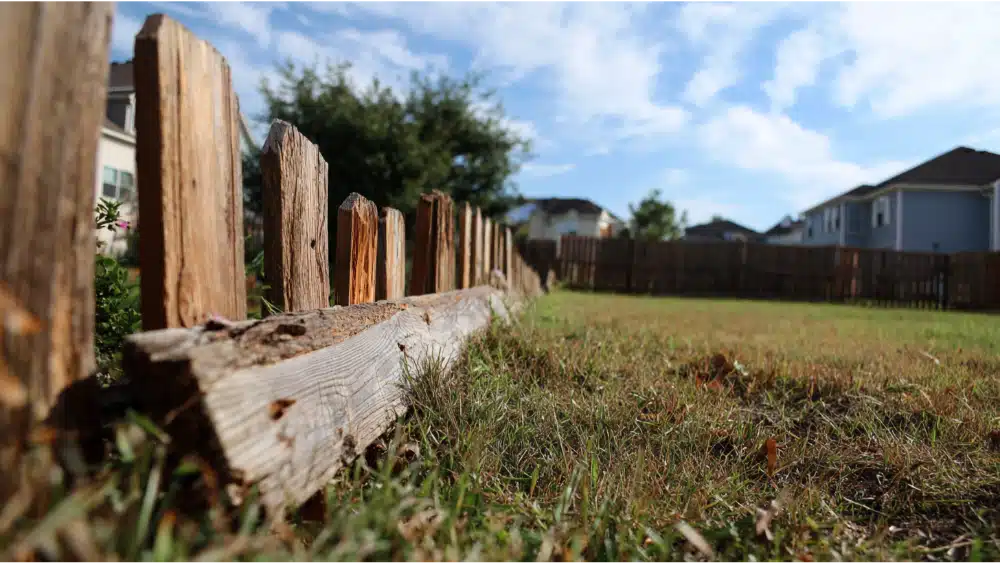 Signs Your Fence Post Was Not Set Deep Enough