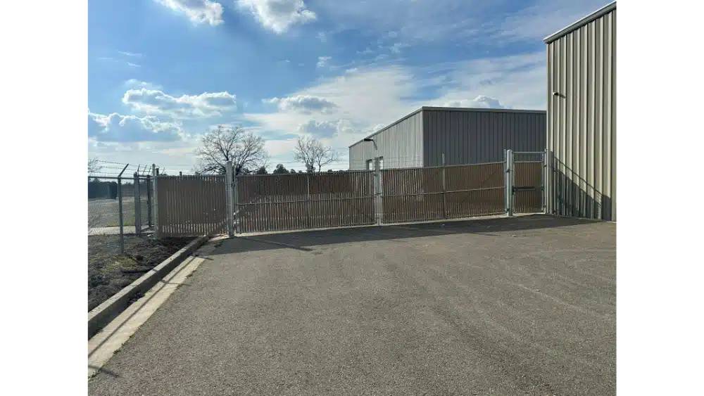 commercial chain link driveway swing gates